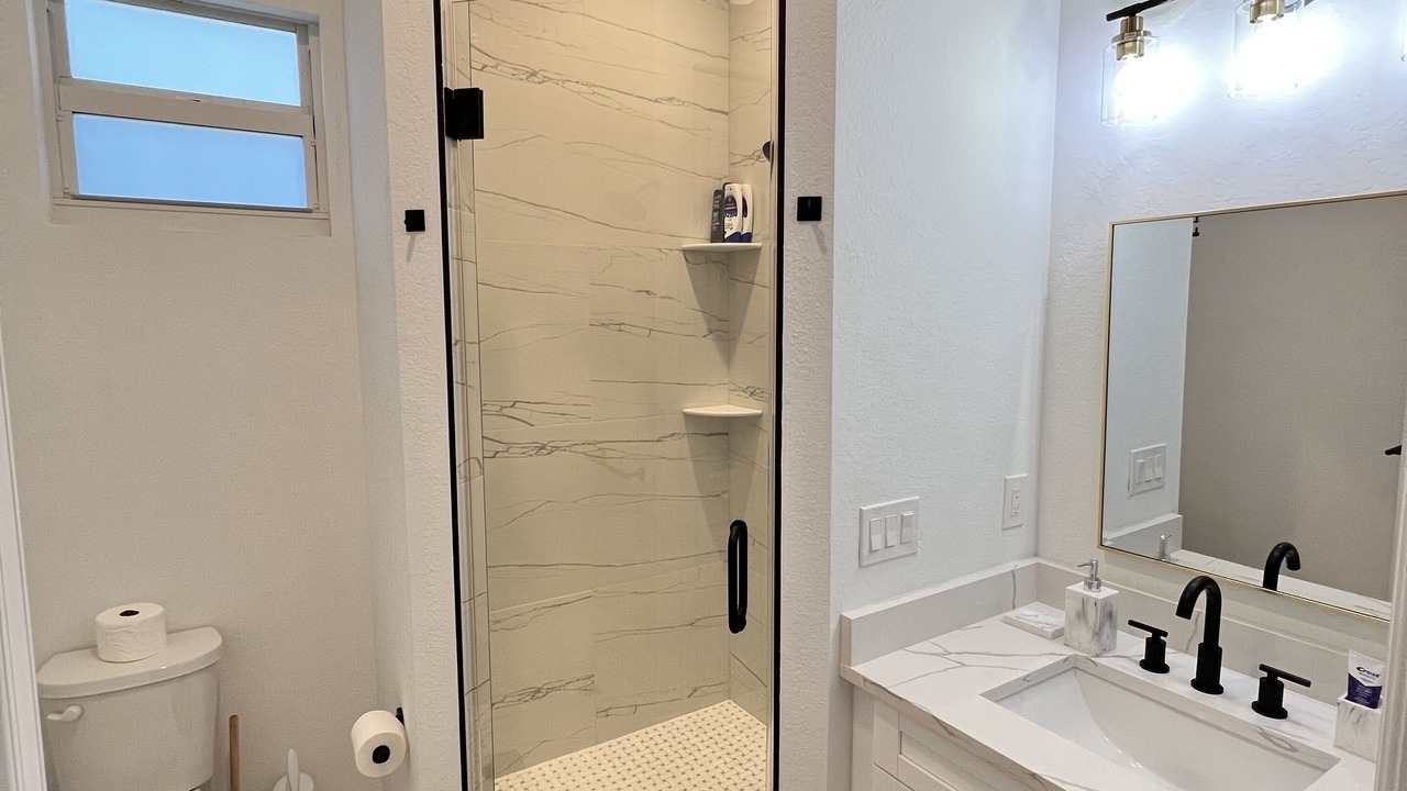 Photo of Bathroom in Eisenhower