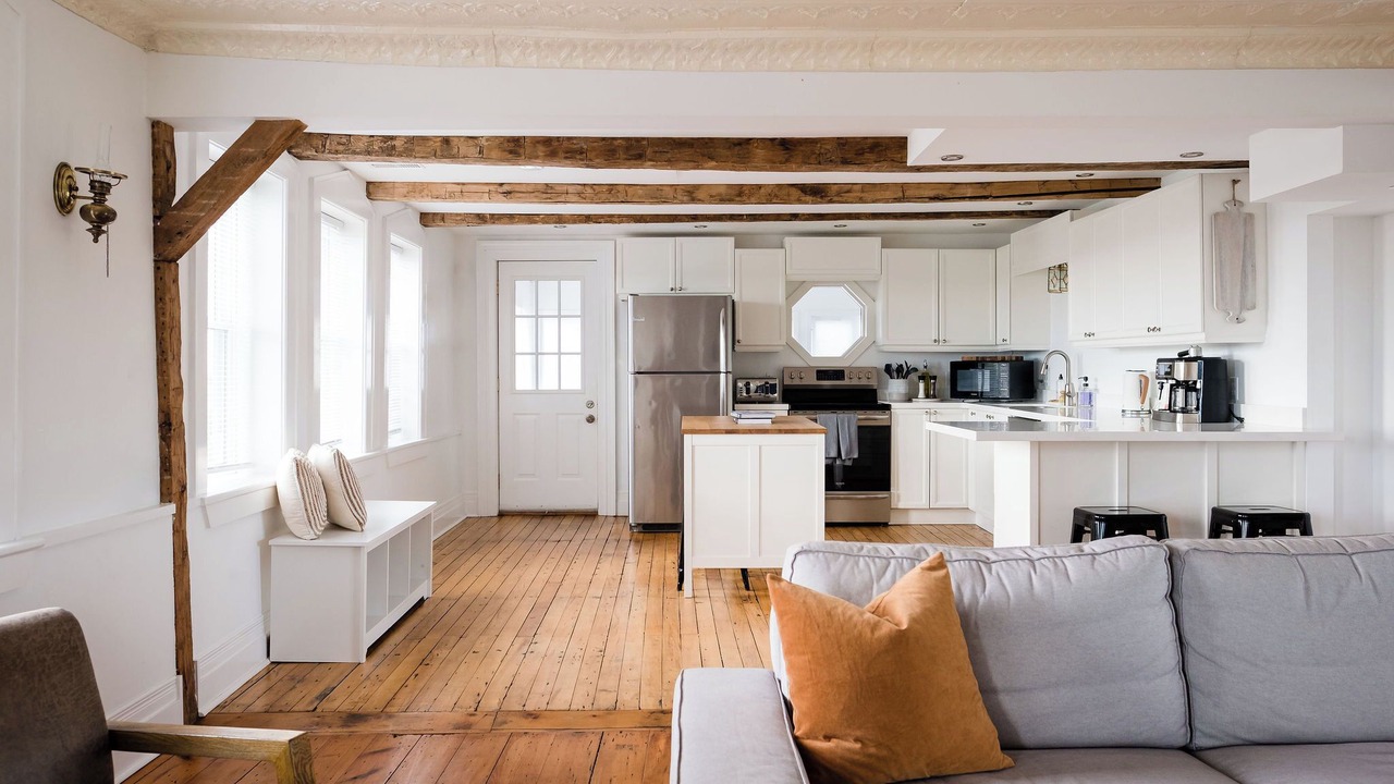 Photo of Livingroom in Picton