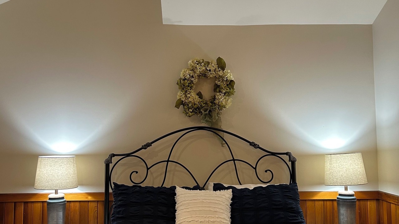 Photo of Bedroom in Nottawa