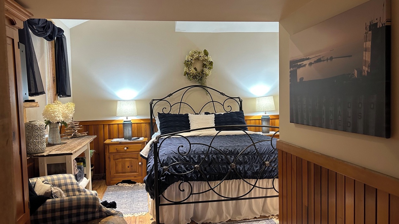 Photo of Bedroom in Nottawa