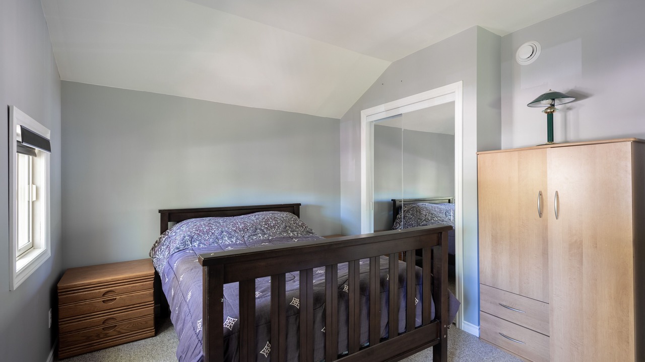 Photo of Bedroom in Port Franks