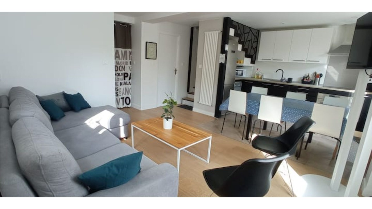 Photo of Livingroom in Chatillon