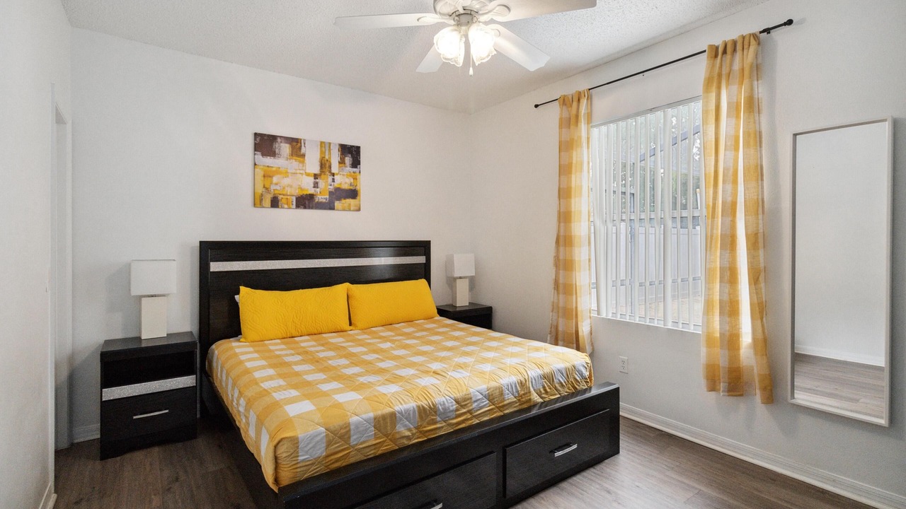 Photo of Bedroom in Sunset Ridge