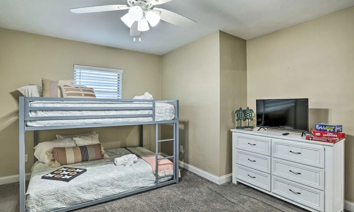 Photo of Bedroom in South Pinellas Community Council