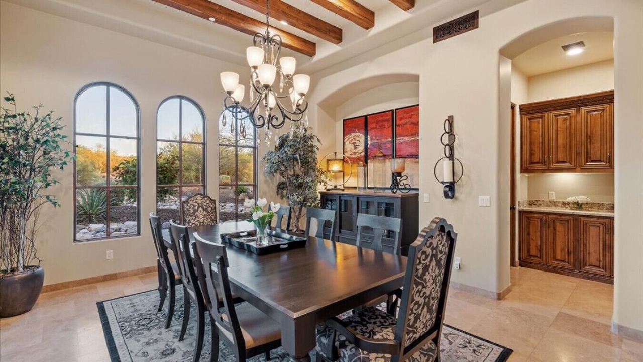 Photo of Livingroom in Canyon Ridge Estates