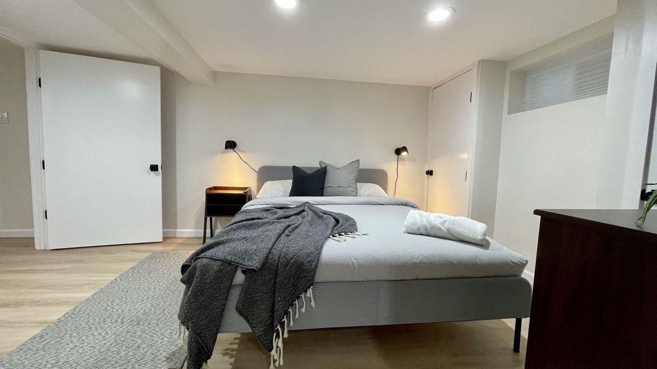 Photo of Bedroom in Franklin Square
