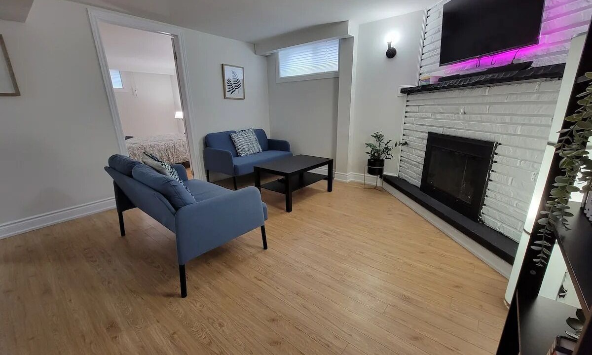 Photo of Livingroom in Etobicoke