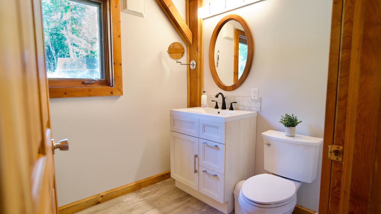 Photo of Bathroom in Strong