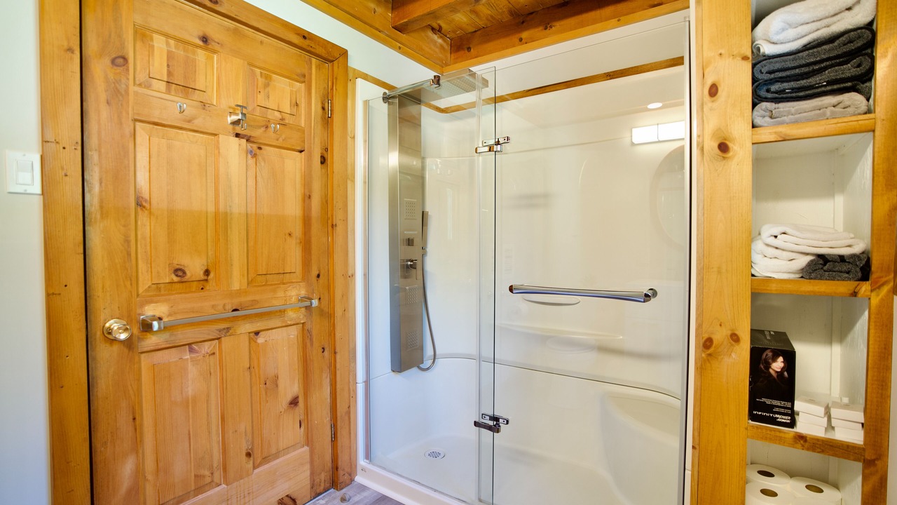 Photo of Bathroom in Strong