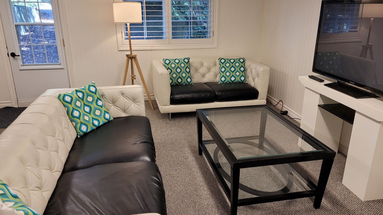 Photo of Livingroom in Ashfield-Colborne-Wawanosh