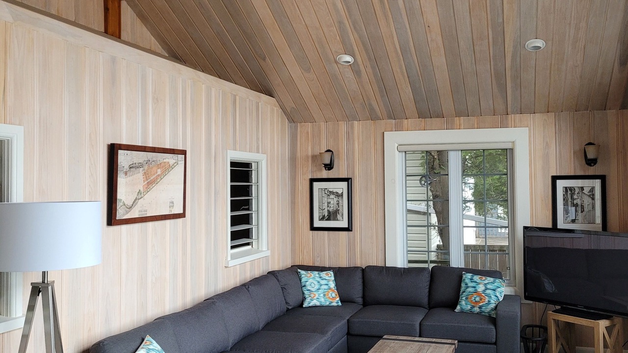 Photo of Livingroom in Ashfield-Colborne-Wawanosh
