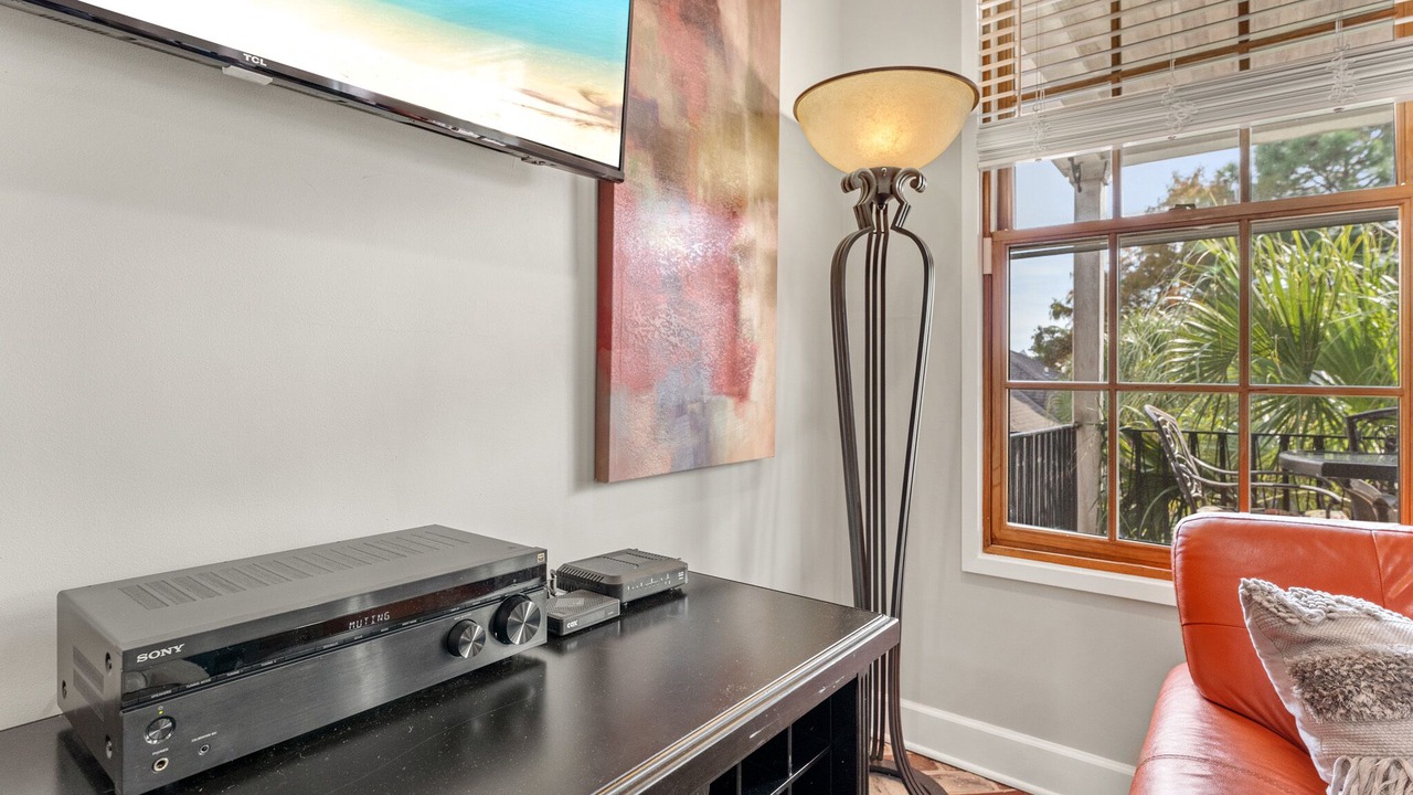 Photo of Livingroom in Baytowne Wharf