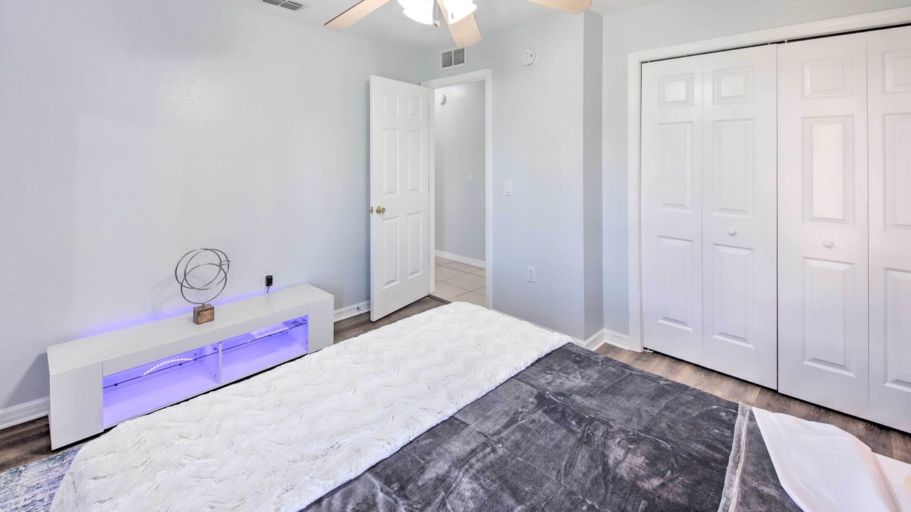 Photo of Bedroom in Sebring