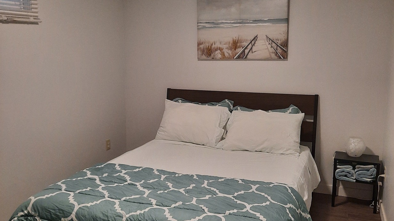 Photo of Bedroom in Wasaga Beach