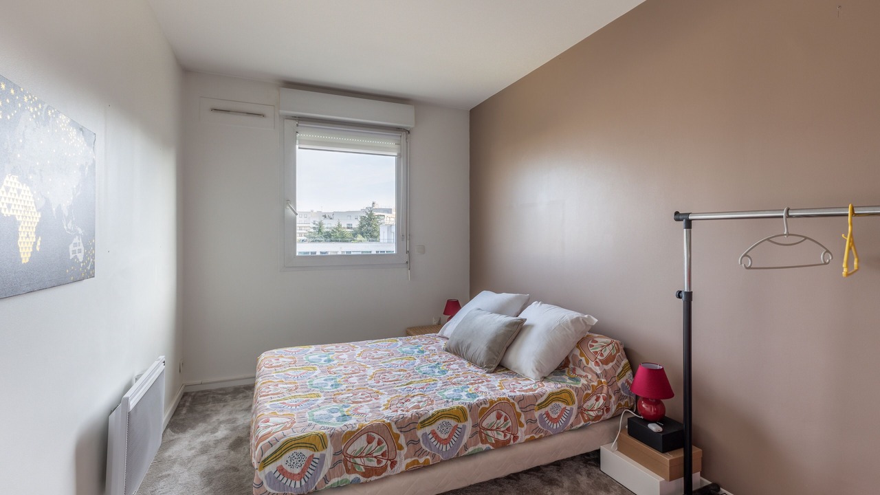 Photo of Bedroom in Chatillon