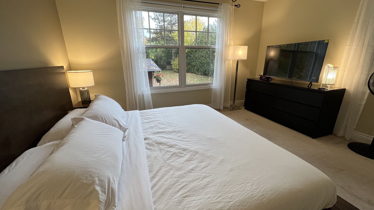 Photo of Bedroom in Richmond Hill