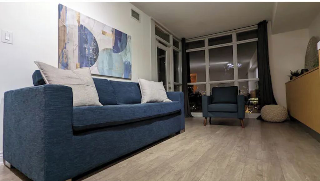 Photo of Livingroom in Fort York