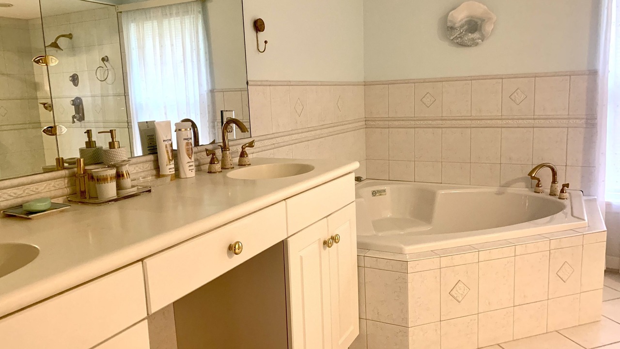 Photo of Bathroom in South Beach