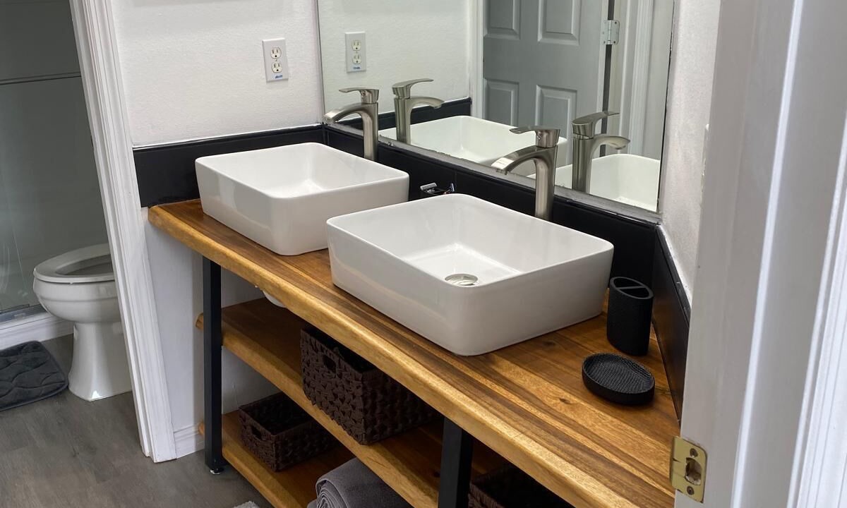 Photo of Bathroom in Esprit