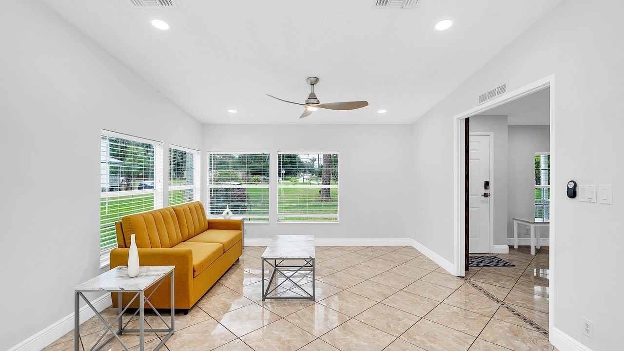 Photo of Livingroom in St. Cloud