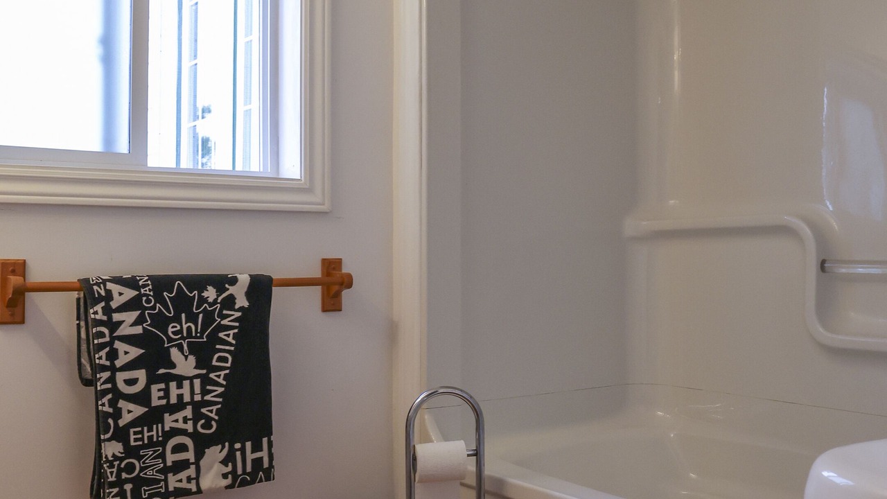 Photo of Bathroom in McGregor Bay