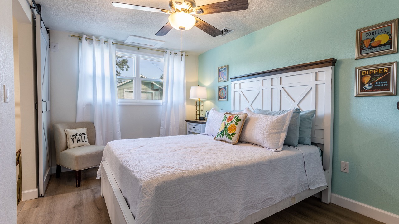 Photo of Bedroom in Lake Hamilton