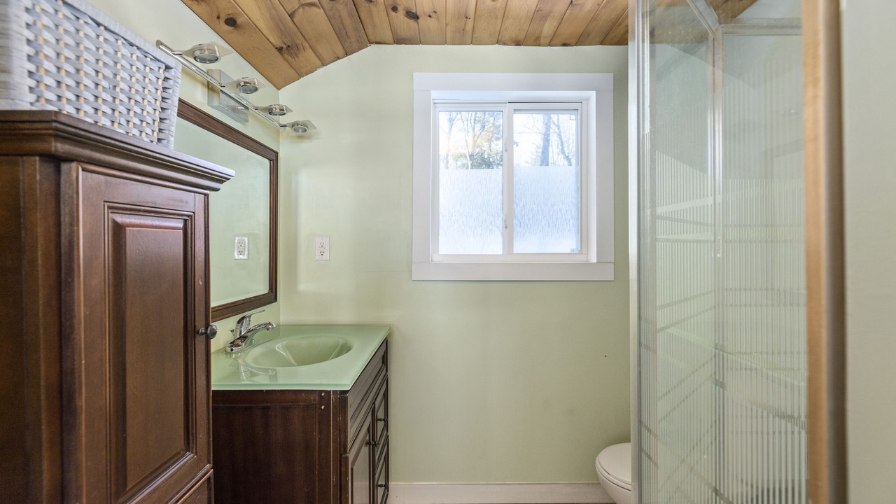 Photo of Bathroom in Algoma District
