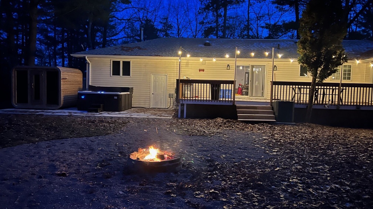Photo of Patio Balcony in Lambton Shores