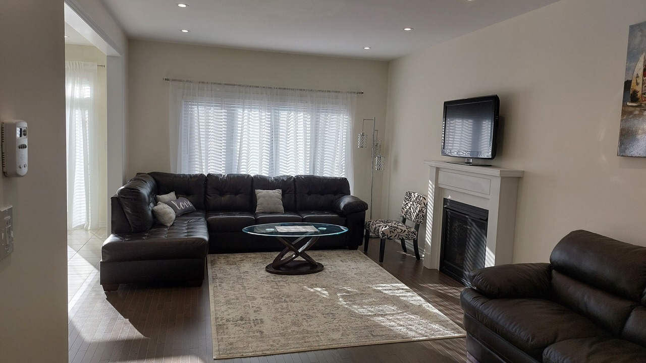 Photo of Livingroom in Barrie