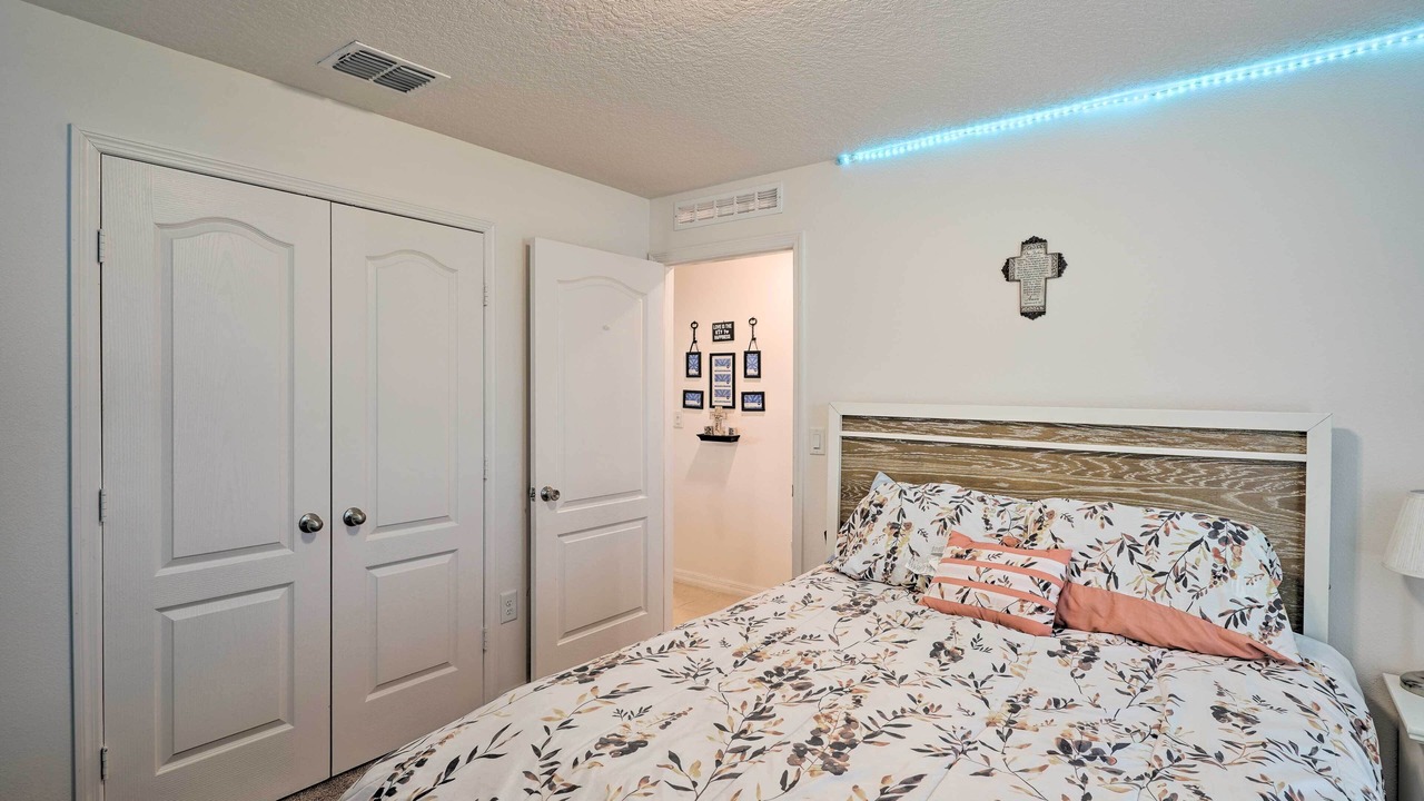 Photo of Bedroom in Fedhaven