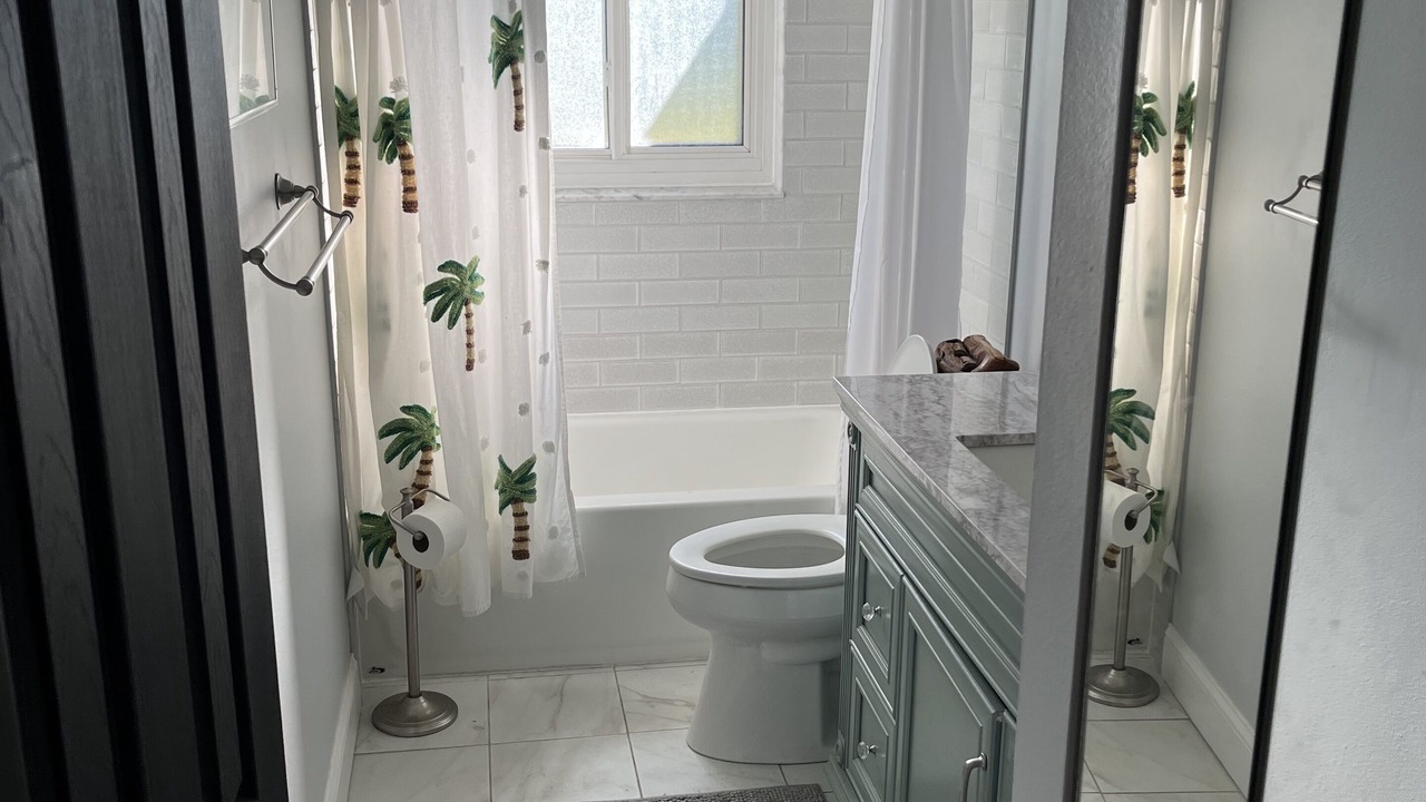 Photo of Bathroom in Shore Acres