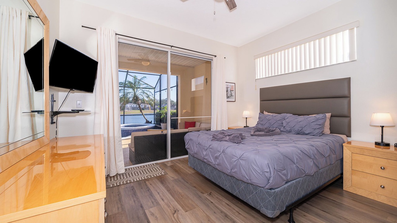 Photo of Bedroom in Sunset Lakes