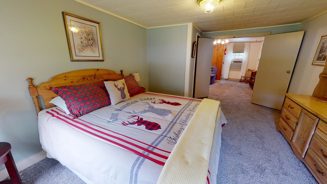 Photo of Bedroom in Gaines