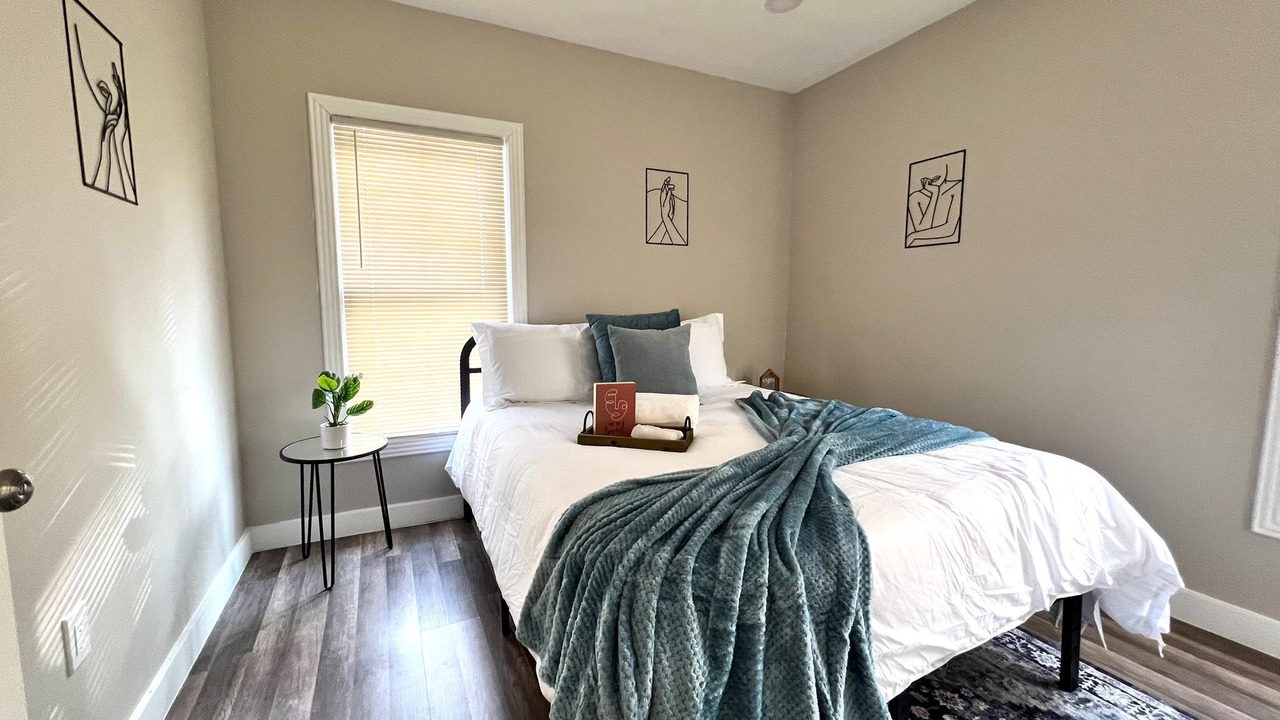 Photo of Bedroom in Southside