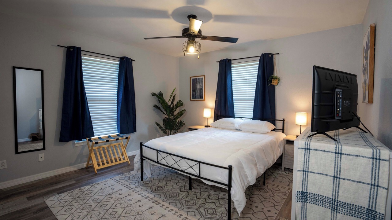 Photo of Bedroom in Tarpon Springs