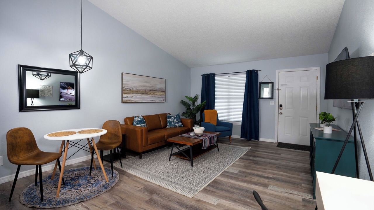 Photo of Livingroom in Tarpon Springs