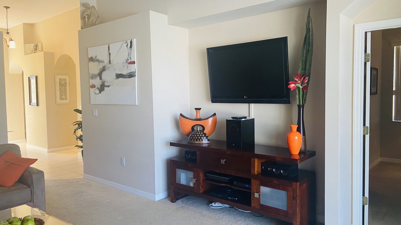 Photo of Livingroom in Haines City