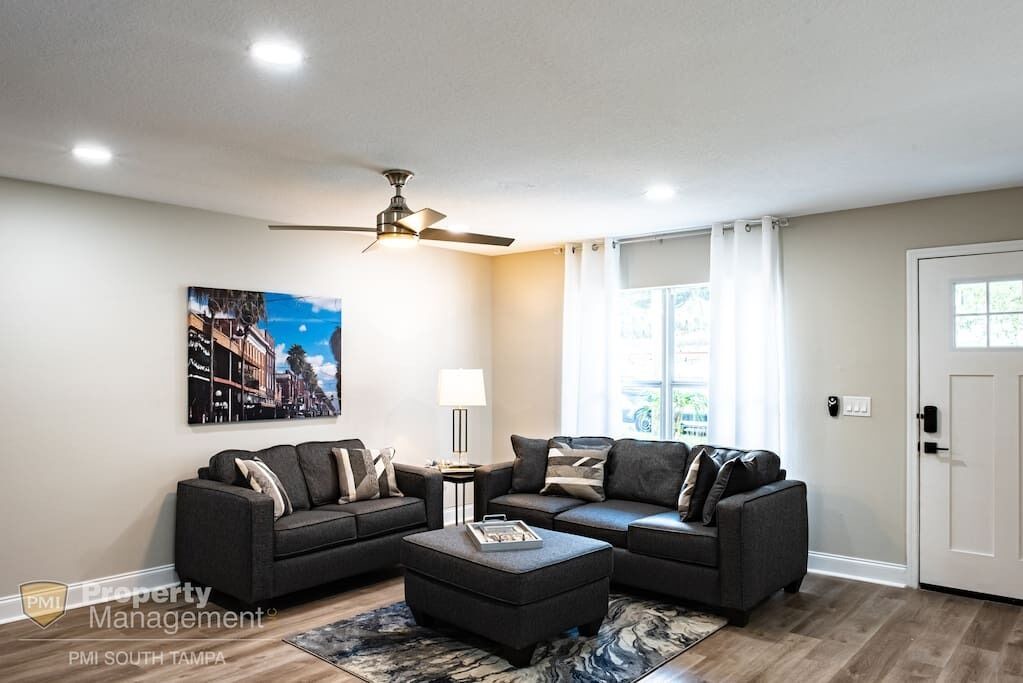 Photo of Livingroom in Ybor City