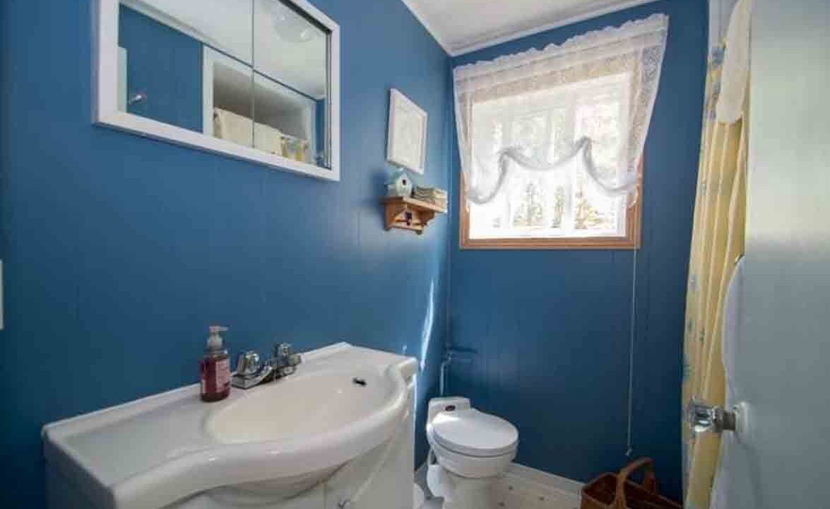 Photo of Bathroom in Port Severn