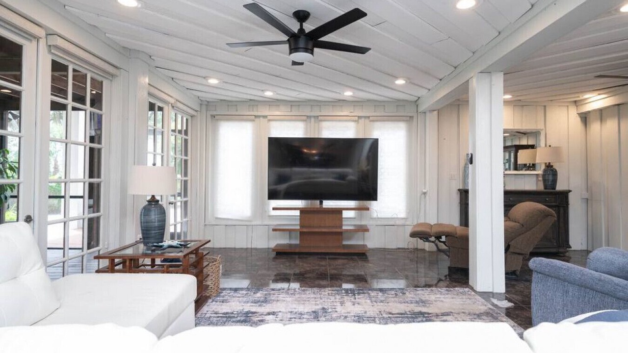 Photo of Livingroom in Riverview