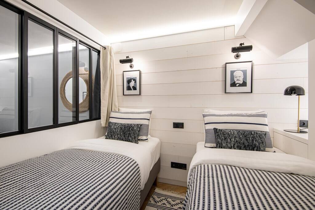 Photo of Bedroom in 15th Arrondissement