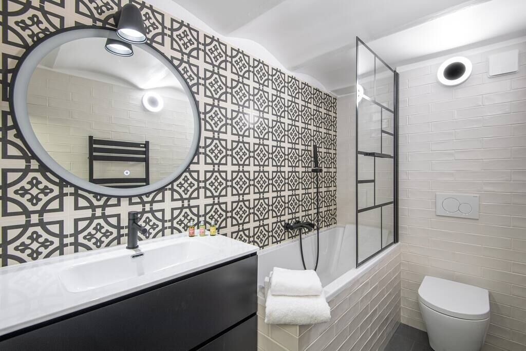 Photo of Bathroom in 15th Arrondissement