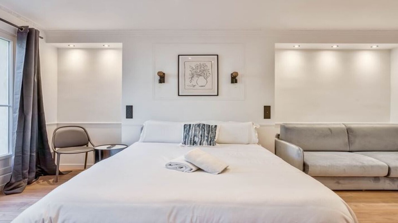 Photo of Bedroom in Vivienne