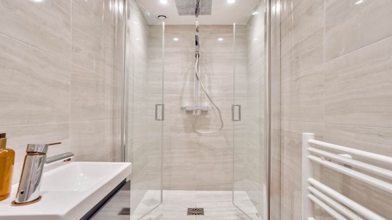 Photo of Bathroom in Vivienne