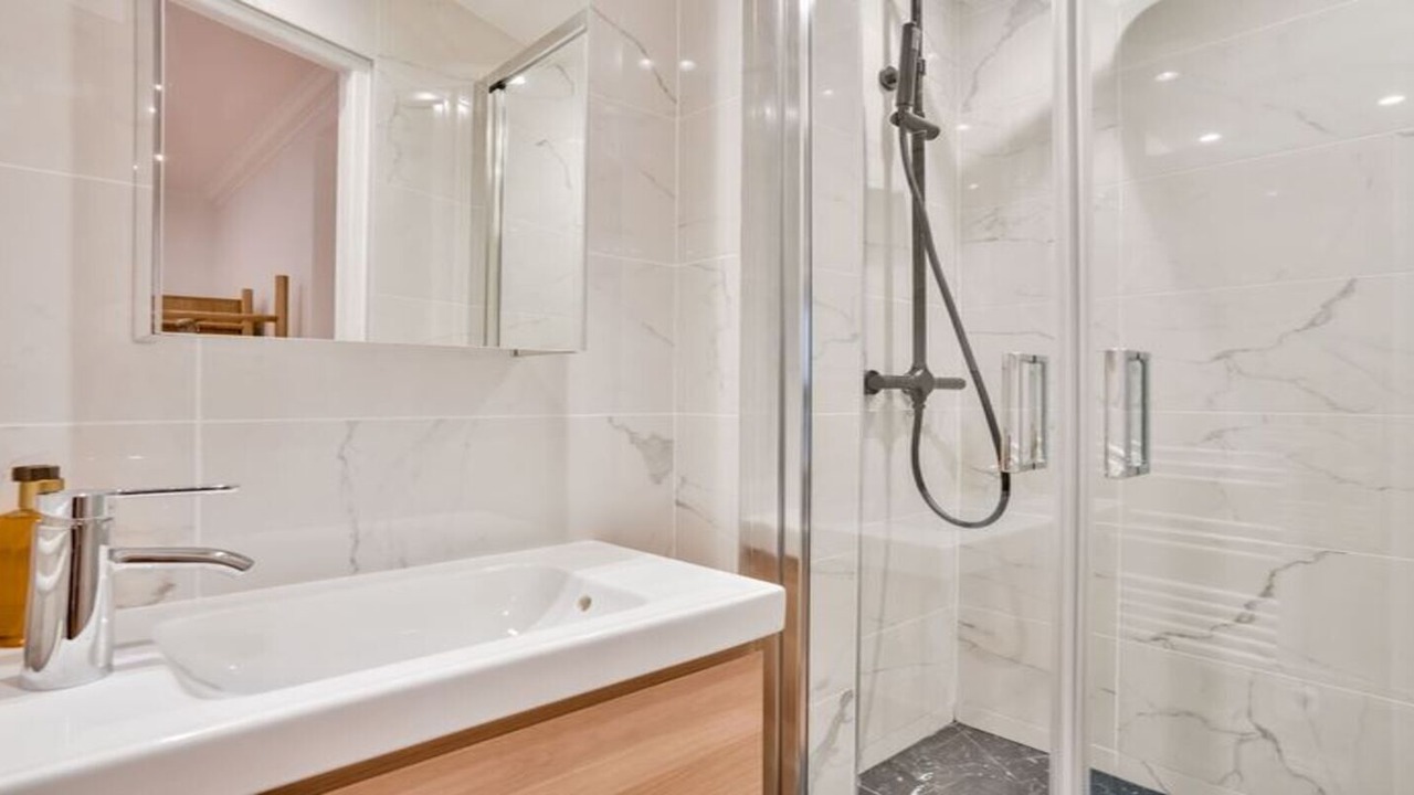 Photo of Bathroom in Vivienne