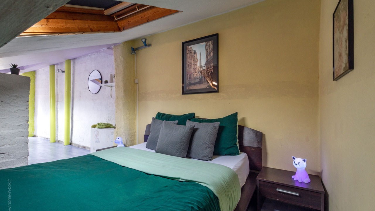 Photo of Bedroom in Le Blanc-Mesnil