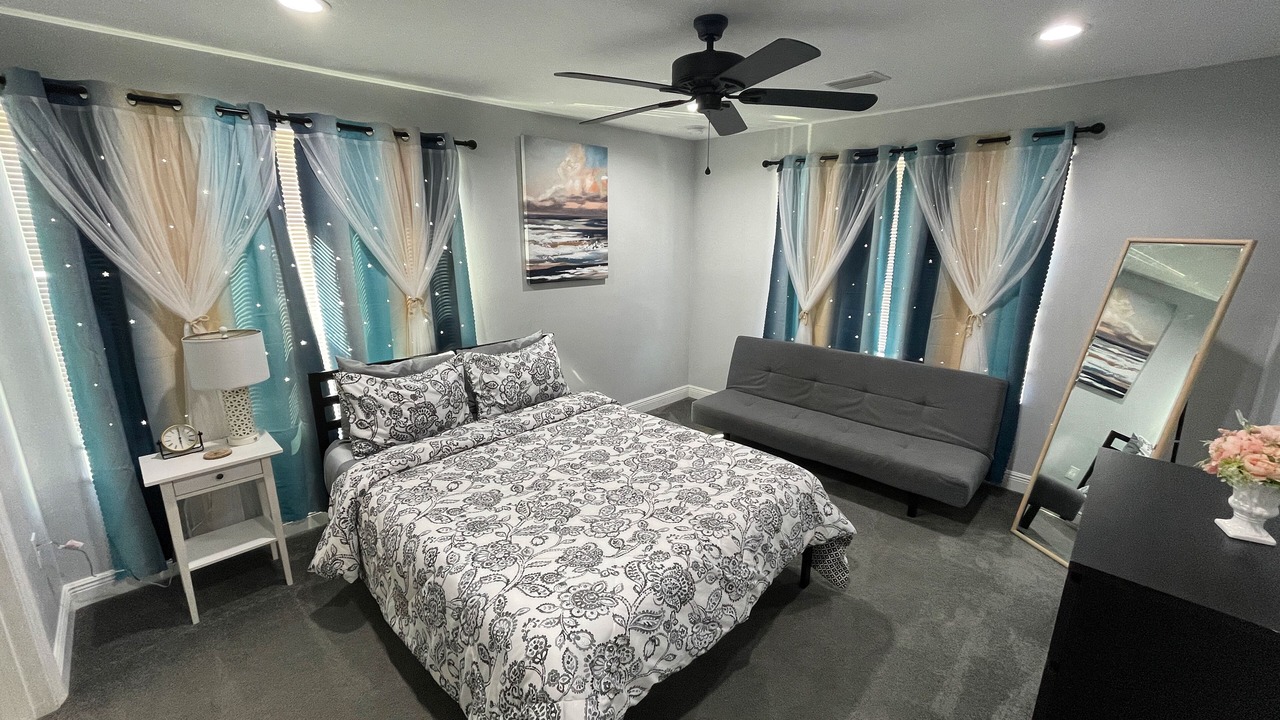 Photo of Bedroom in Bridgewater Crossing