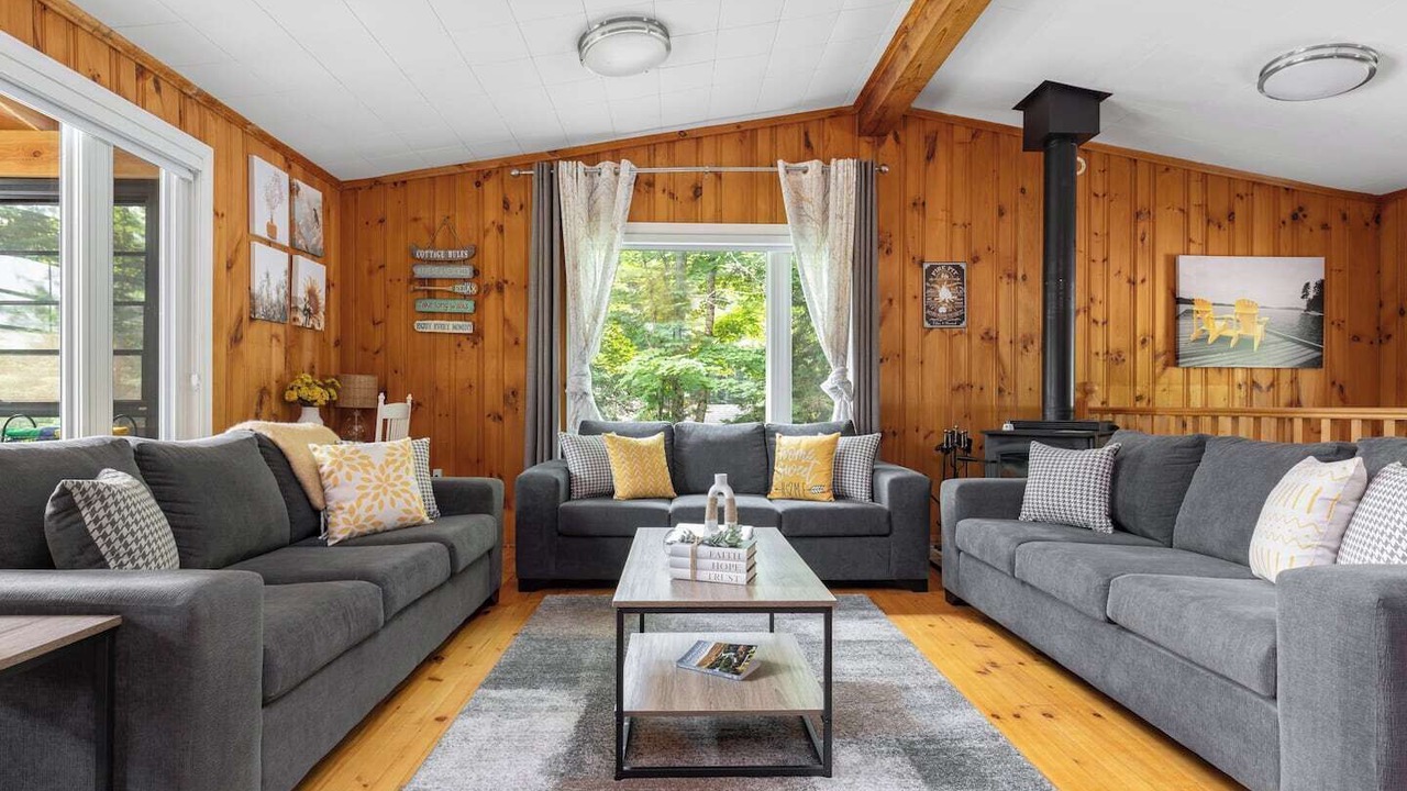 Photo of Bedroom in Bracebridge