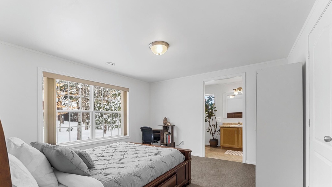 Photo of Bedroom in Bala