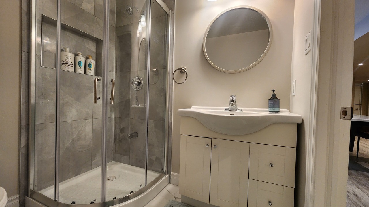 Photo of Bathroom in Churchill Meadows